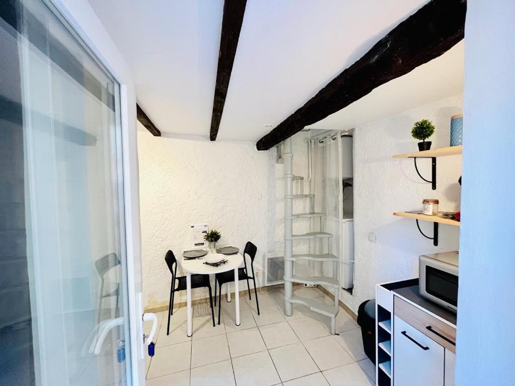 Studio En Duplex La Roquebrussanne Exteriér fotografie