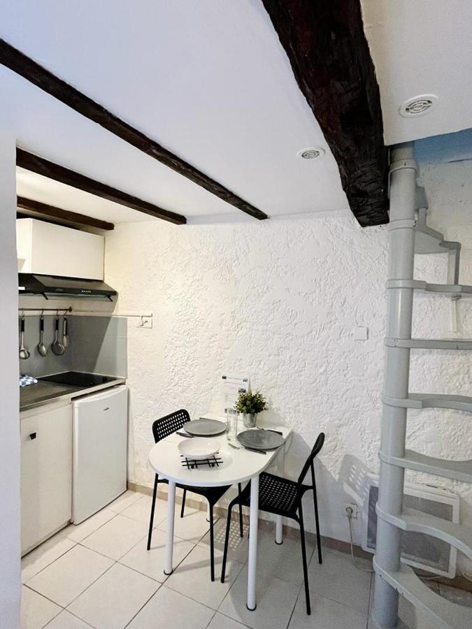 Studio En Duplex La Roquebrussanne Exteriér fotografie